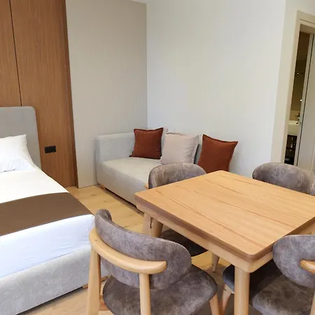 Safir Luxury 3* Sarandë